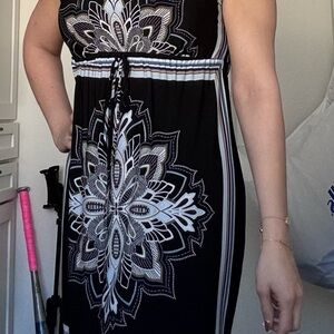 Elegant Black and White Patterned Dress